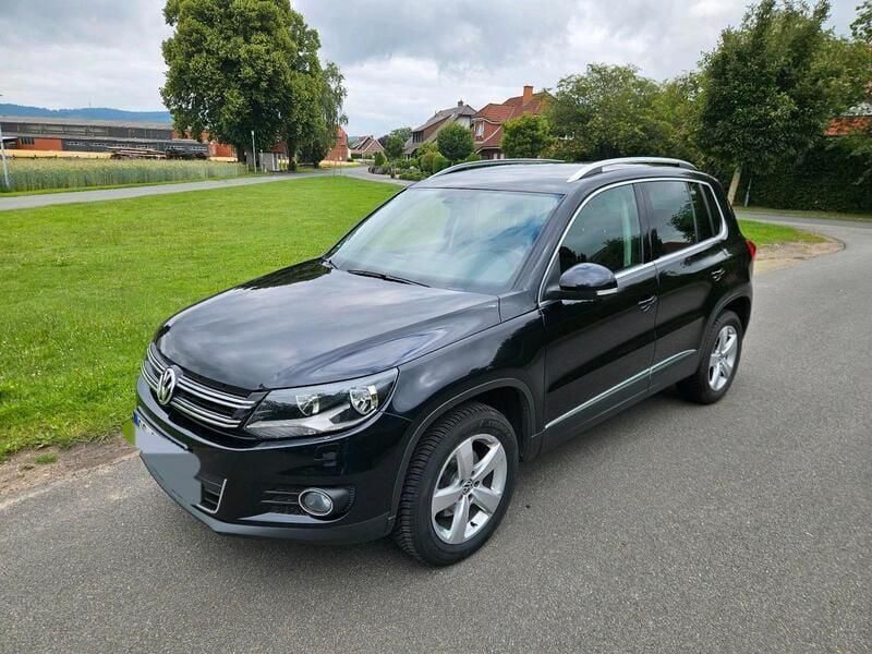 Schwarz Gebraucht 2012 VW Tiguan Sportline SUV | 8.600 € (Guter Preis) - Bild 1/4