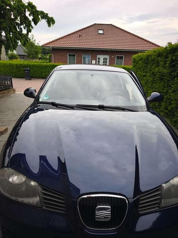 Blau Gebraucht 2008 Seat Ibiza SC Kleinwagen | 1.350 € (Guter Preis) - Bild 1/4