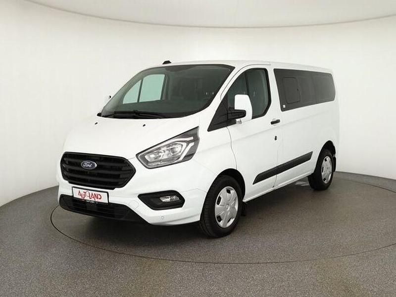 Gebraucht Ford Transit Custom 105 PS (77 kW) 2021 Weiß Van / Kleinbus