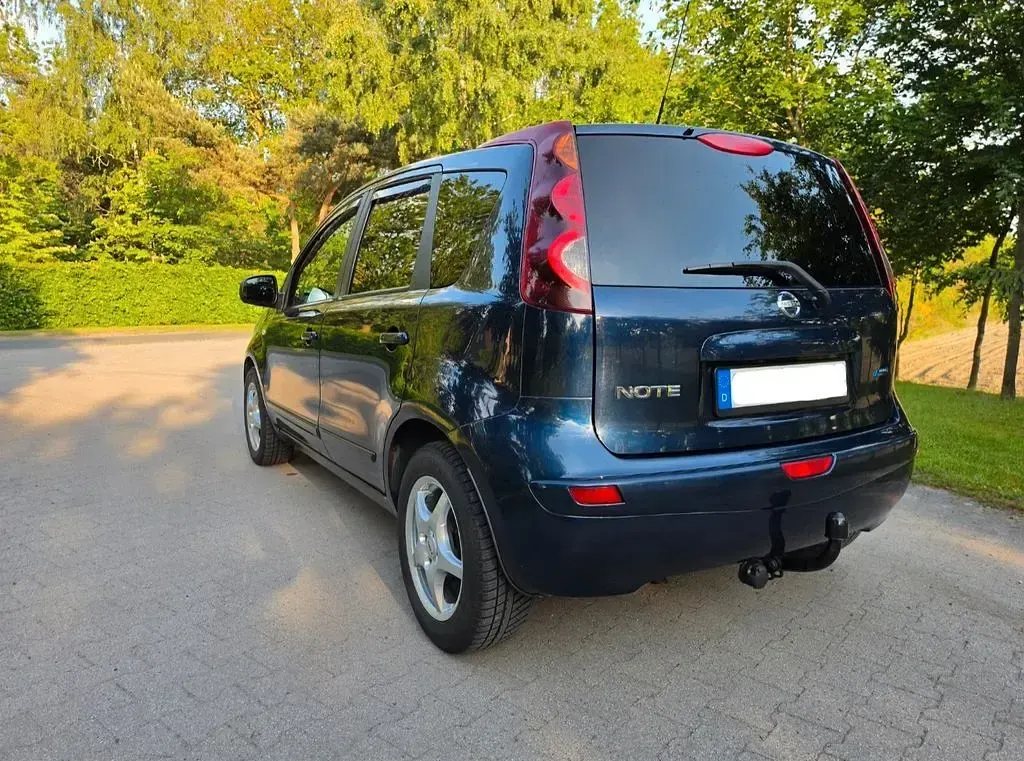 Gebraucht Nissan Note 88 PS (64 kW) 2010 Blau Kleinwagen
