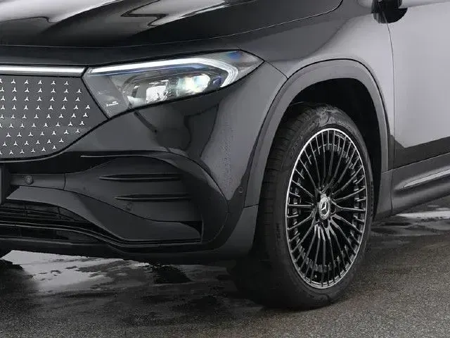 Gebraucht Mercedes EQB250 139 kW (190 PS) 2025 SUV