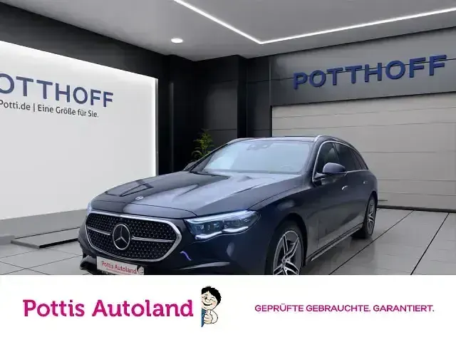 Gebraucht Mercedes E300 AMG Line Premium 313 PS (230 kW) 2024 Limousine