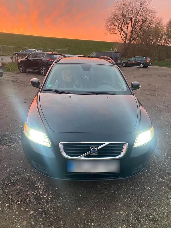 Gebraucht Volvo V50 136 PS (100 kW) 2008 Grau Kombi