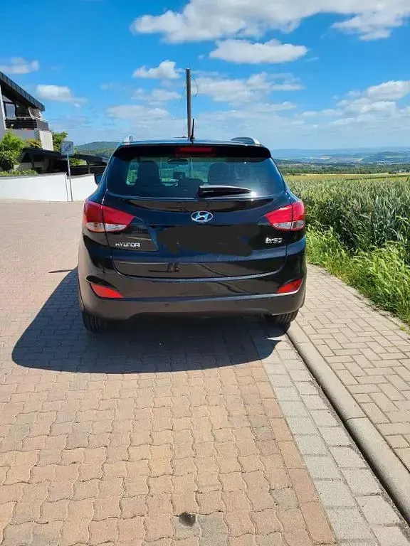 Gebraucht Hyundai ix35 135 PS (99 kW) 2013 Schwarz SUV
