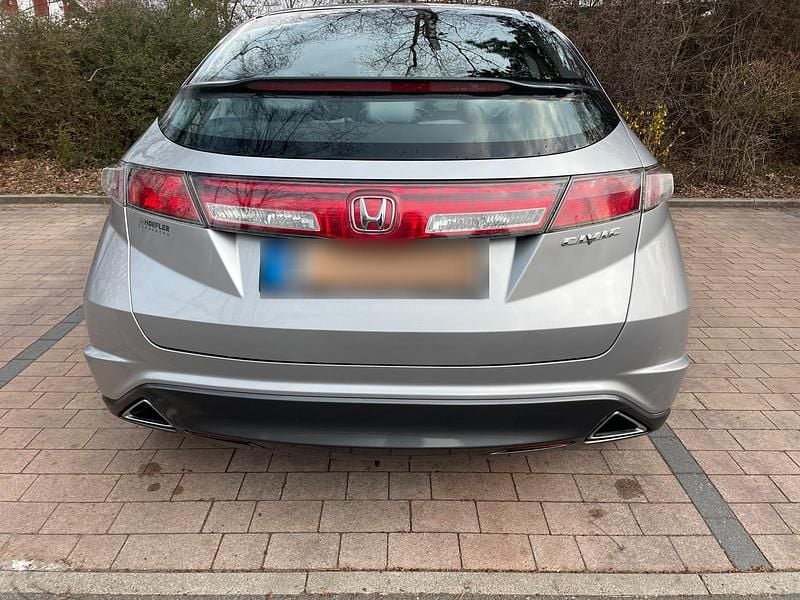 Gebraucht Honda Civic 100 PS (73 kW) 2010 Silber Limousine