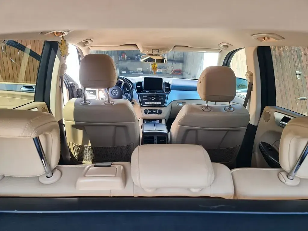 Gebraucht Mercedes GLE250 204 PS (150 kW) 2016 Schwarz SUV