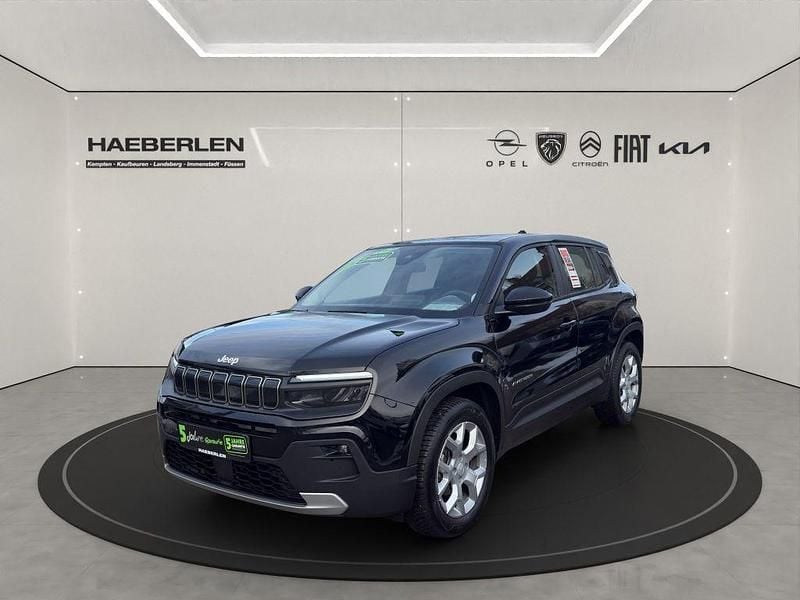 Usado Jeep Avenger Altitude 101 HP (74 kW) 2025 Preto SUV