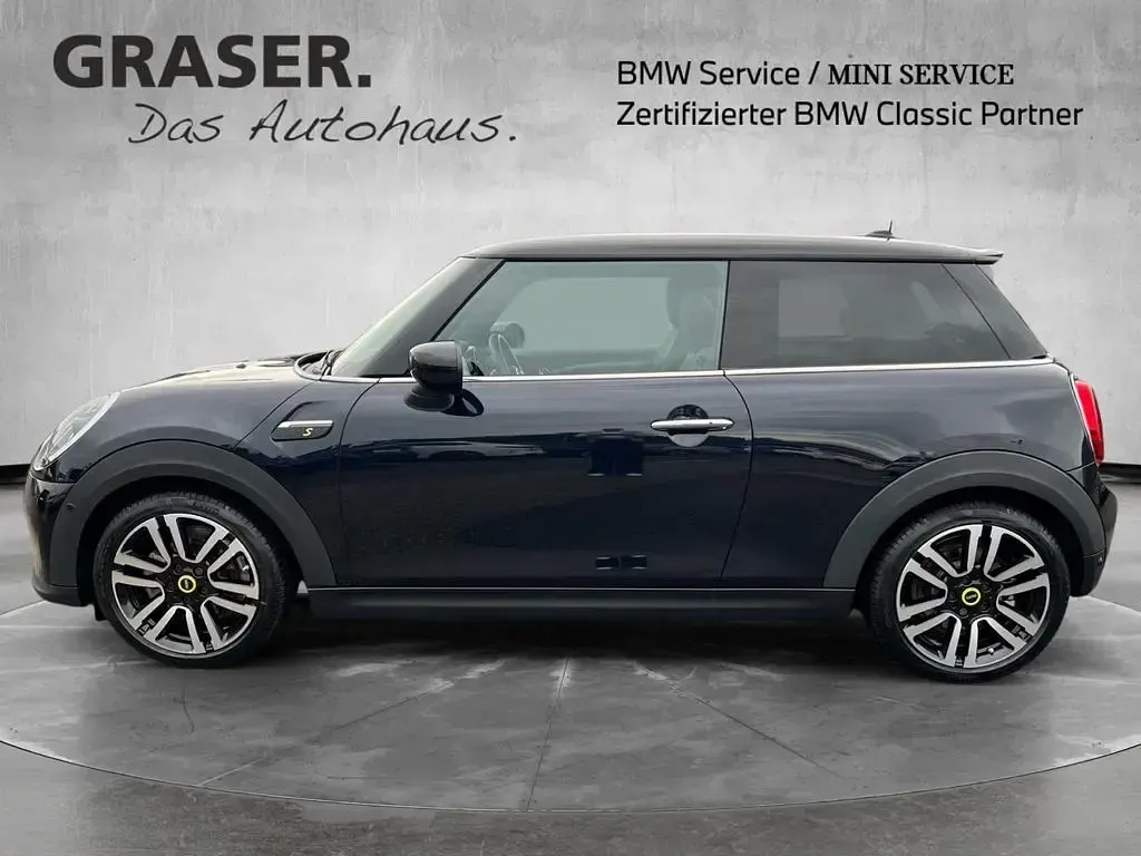 Gebraucht Mini Cooper SE 135 kW (184 PS) 2022 Mini yours enigmatic black Kleinwagen