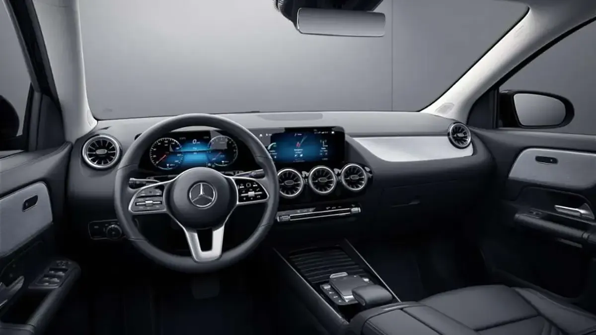 Gebraucht Mercedes GLA250 Progressive 160 PS (117 kW) 2023 Polarweiß uni SUV