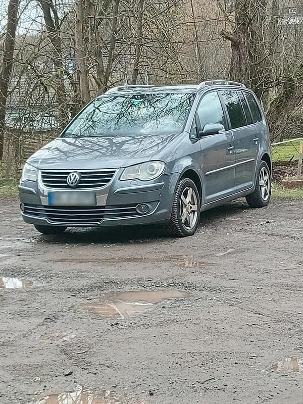 Gebraucht VW Touran 140 PS (102 kW) 2007 Braun Van / Kleinbus