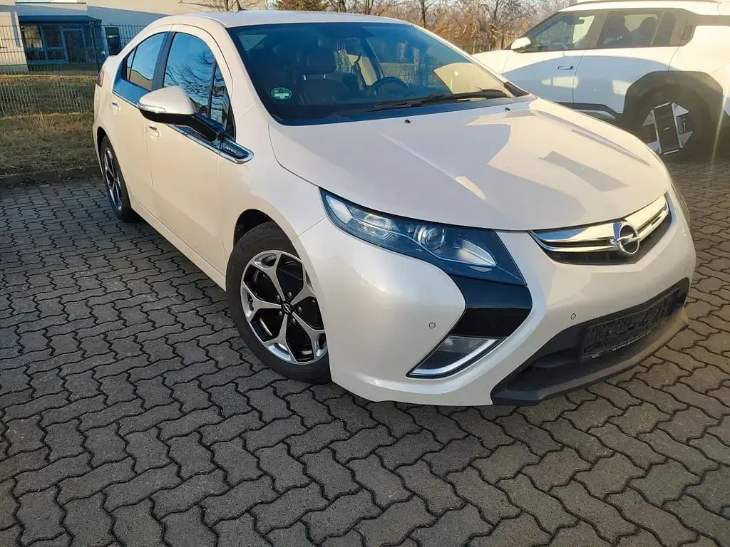 Usata Opel Ampera Edition 151 CV (111 kW) 2012 Bianco Utilitaria