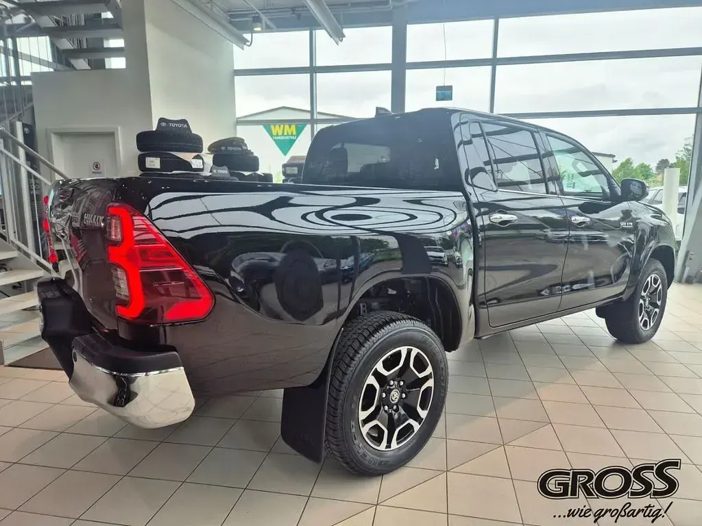 Neu Toyota HiLux Executive 204 PS (150 kW) 2026 Schwarz Pickup