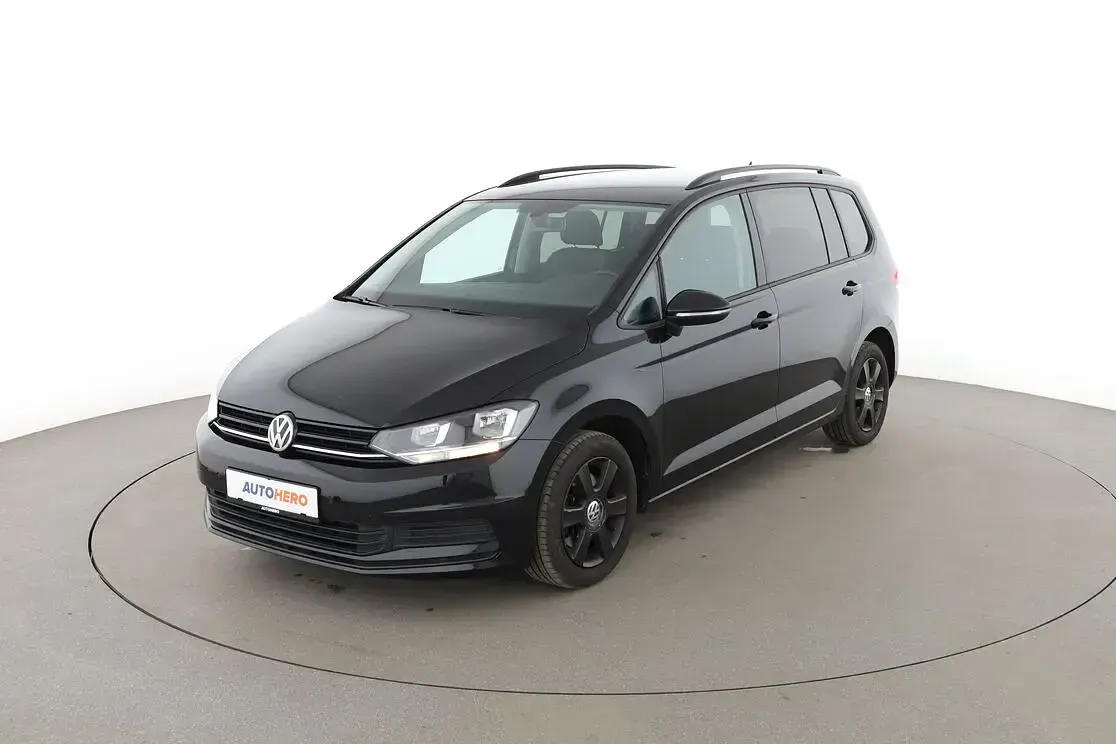 Gebraucht VW Touran Trendline 150 PS (110 kW) 2018 Van / Kleinbus