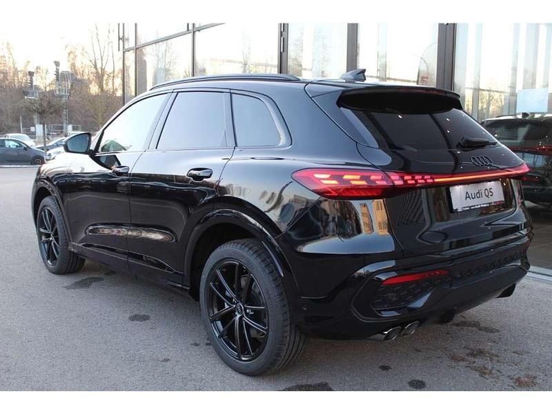 Neu Audi Q5 S-Line 204 PS (150 kW) 2026 Mythosschwarz metallic SUV