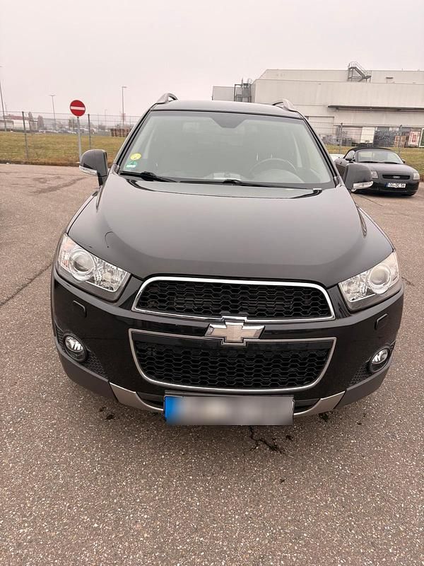 Gebraucht Chevrolet Captiva LTZ 184 PS (135 kW) 2012 Schwarz SUV