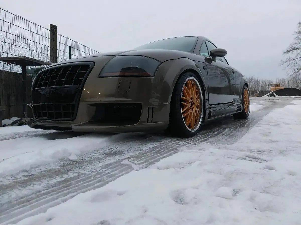 Usata Audi TT 224 CV (164 kW) 2001 Marrone Coupé