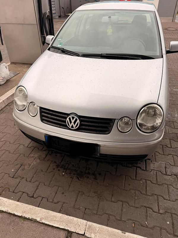 Gebraucht VW Polo 75 PS (55 kW) 2002 Silber Kleinwagen
