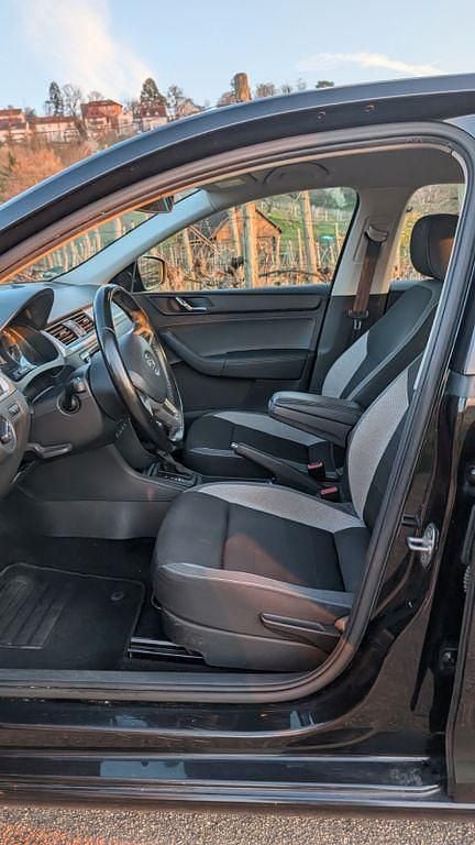 Gebraucht Skoda Rapid 90 PS (66 kW) 2016 Schwarz Kleinwagen