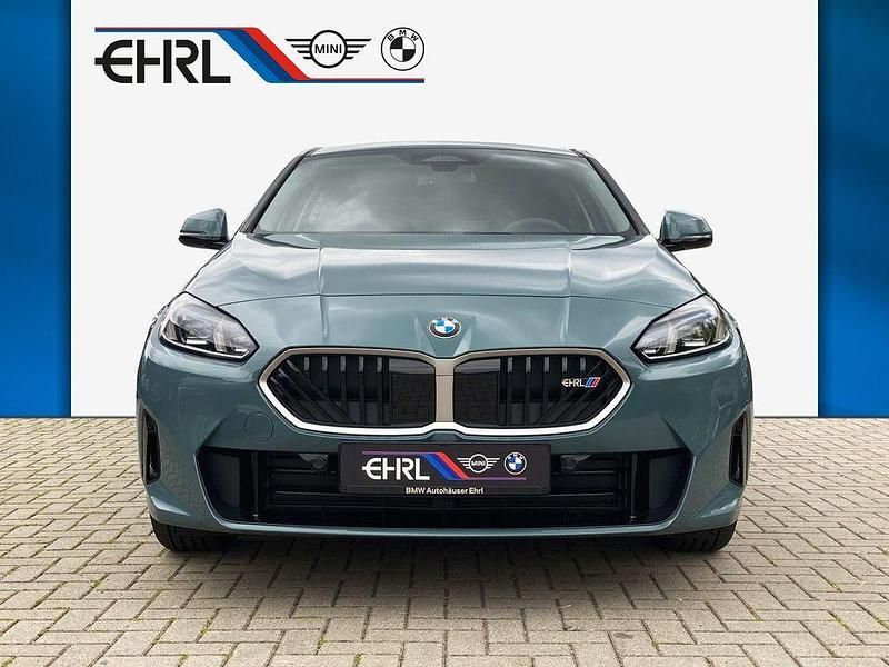 Neu BMW 120 170 PS (125 kW) 2025 Grün Kleinwagen
