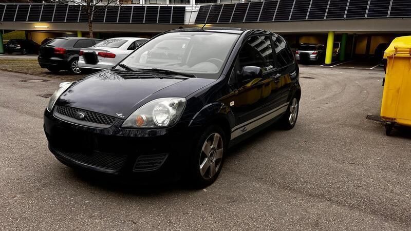 Blau Gebraucht 2008 Ford Fiesta Kleinwagen | 1.600 € (Fairer Preis) - Bild 1/4