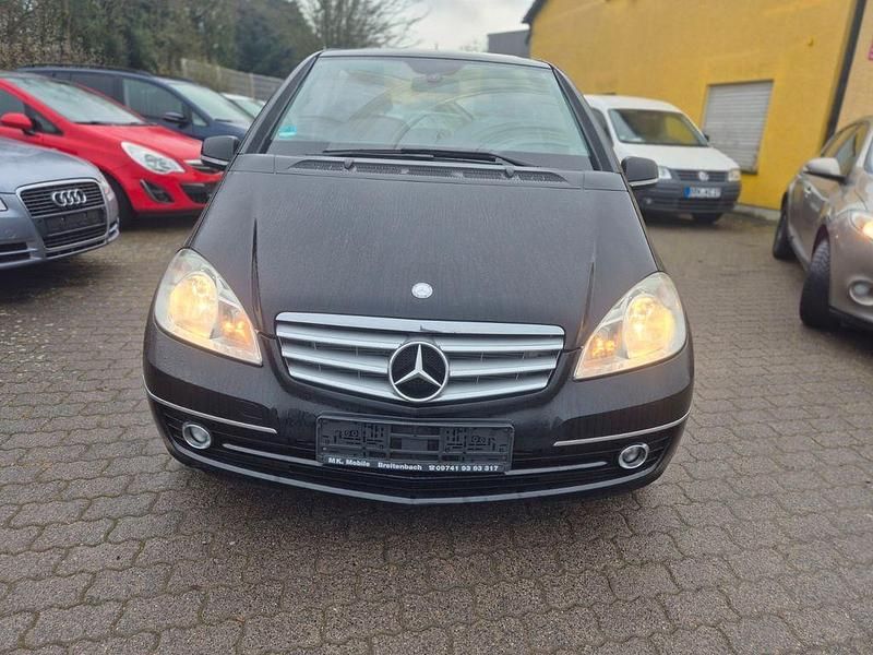 Gebraucht Mercedes A180 109 PS (80 kW) 2009 Schwarz Limousine