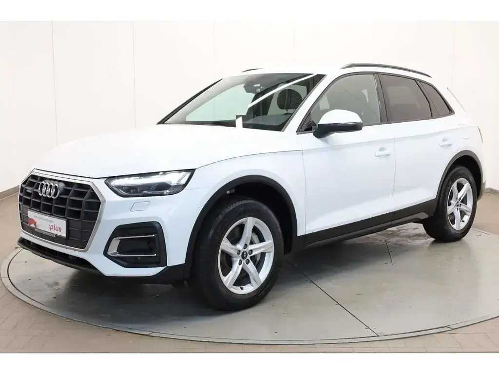 Gebraucht Audi Q5 Comfort 299 PS (219 kW) 2022 Gletscherweiß metallic SUV