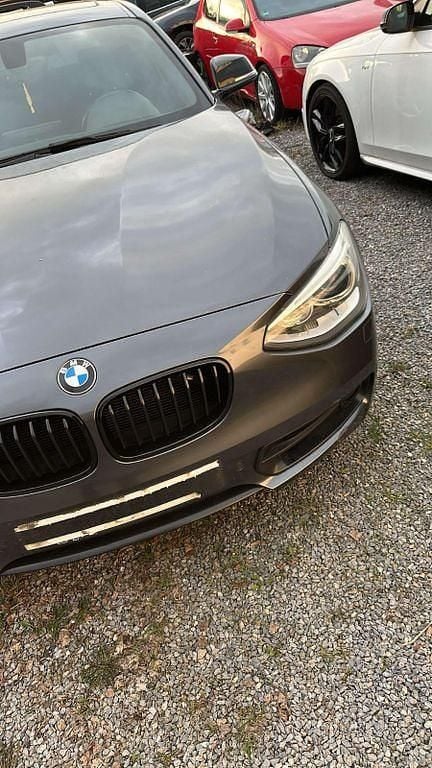 Grau Gebraucht 2012 BMW 118 Sport Line Kleinwagen | 6.900 € (Guter Preis) - Bild 1/4