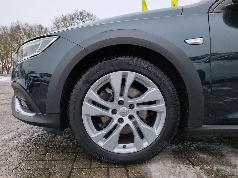 Gebraucht Opel Insignia Country Tourer Exklusiv 209 PS (153 kW) 2017 Smaragd gruen (mi) Kombi