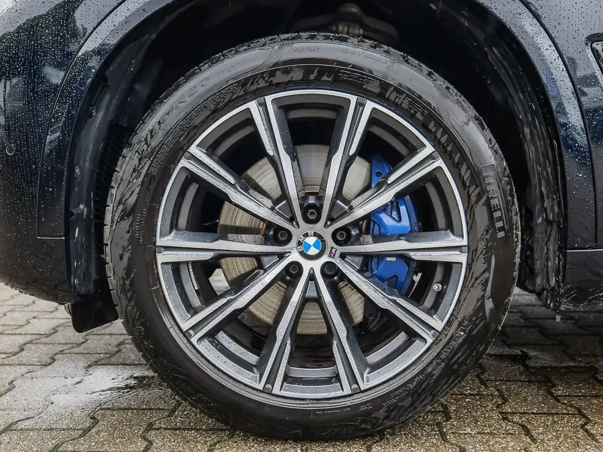 Gebraucht BMW X5 M Sport 286 PS (210 kW) 2023 Schwarz SUV