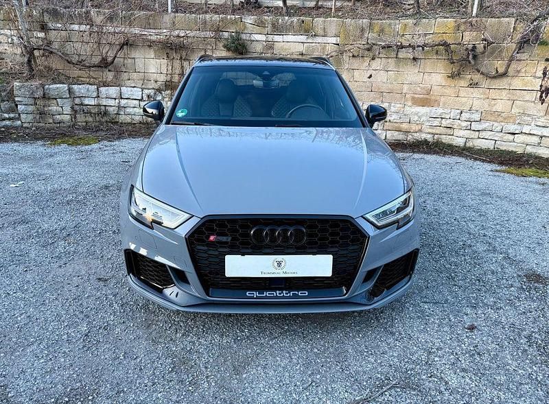 Gebraucht Audi RS3 Sport 400 PS (294 kW) 2020 Nardograu Limousine