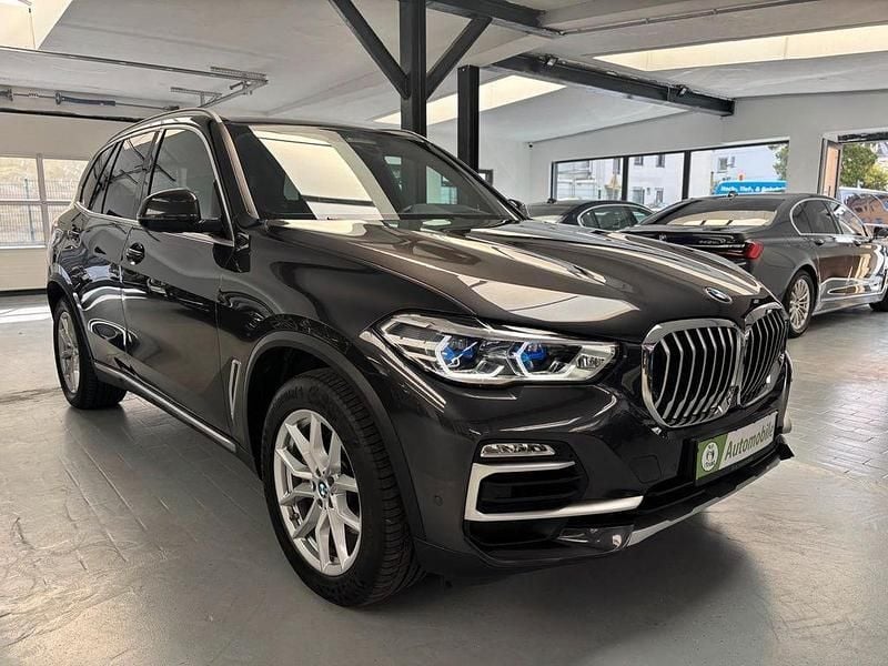 Grau Gebraucht 2020 BMW X5 Performance SUV | 41.599 € (Guter Preis) - Bild 1/4