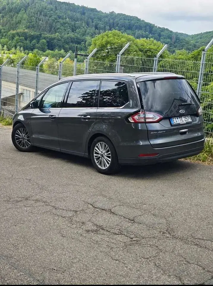 Gebraucht Ford Galaxy Titanium 179 PS (131 kW) 2017 Van / Kleinbus
