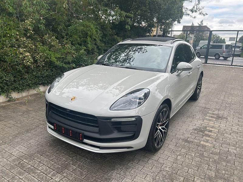Grau Gebraucht 2022 Porsche Macan GTS SUV | 68.999 € - Bild 1/4