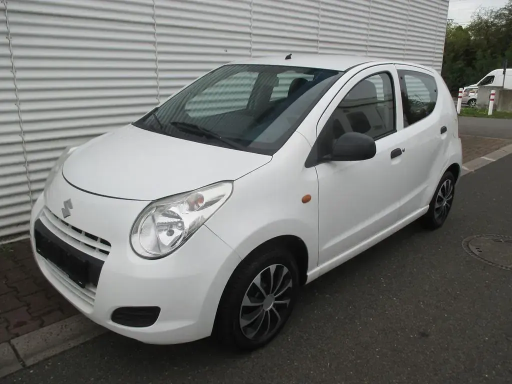 Gebraucht Suzuki Alto 68 PS (50 kW) 2009 Weiß Kleinwagen