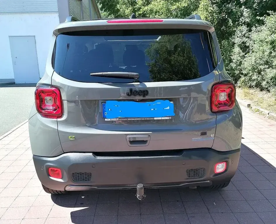 Gebraucht Jeep Renegade 131 PS (96 kW) 2023 Grau SUV