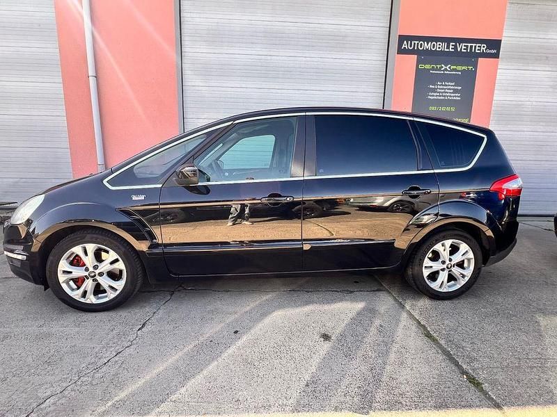 Gebraucht Ford S-MAX Titanium 203 PS (149 kW) 2010 Pantherschwarz metallic Van / Kleinbus