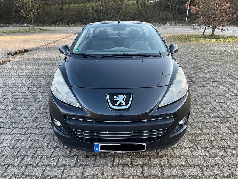 Gebraucht Peugeot 207 CC 120 PS (88 kW) 2012 Schwarz Cabrio