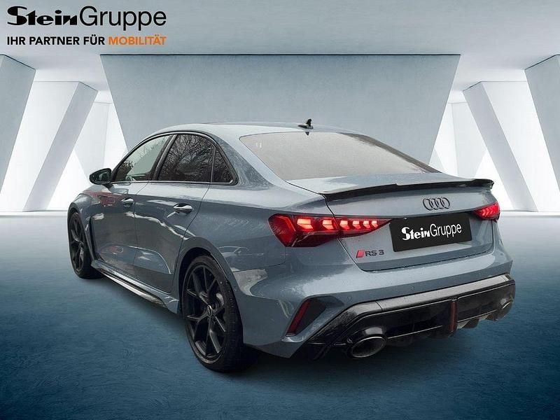 Gebraucht Audi RS3 Sport 400 PS (294 kW) 2026 Grau Limousine