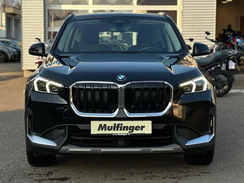 Second-hand BMW X1 136 CP (100 kW) 2023 Negru SUV