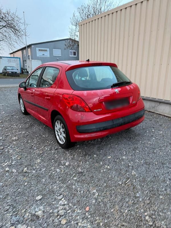 Gebraucht Peugeot 207 95 PS (69 kW) 2009 Rot Limousine