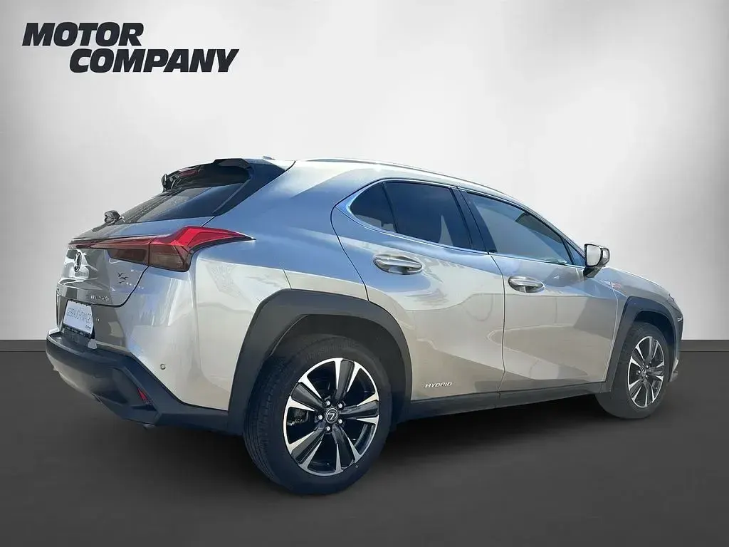 Gebraucht Lexus UX 250h 184 PS (135 kW) 2020 Silber SUV