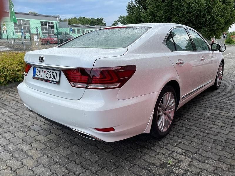 Gebraucht Lexus LS600h Luxury Line 445 PS (327 kW) 2013 Weiß Limousine