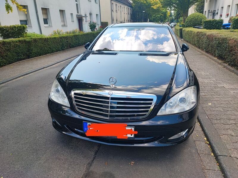 Schwarz Gebraucht 2007 Mercedes S500L Limousine | 12.500 € (Guter Preis) - Bild 1/4