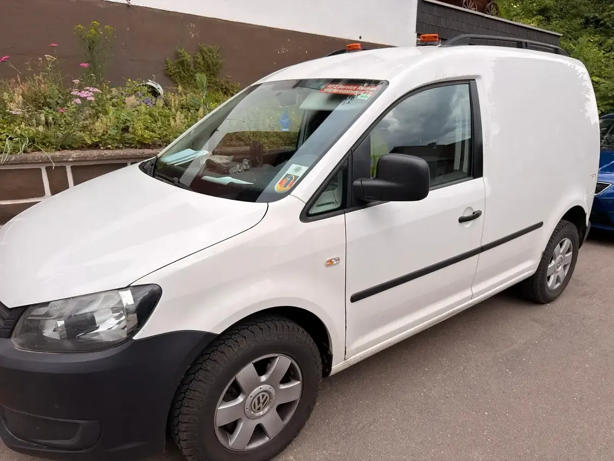 Gebraucht VW Caddy 110 PS (80 kW) 2011 Weiß Van / Kleinbus