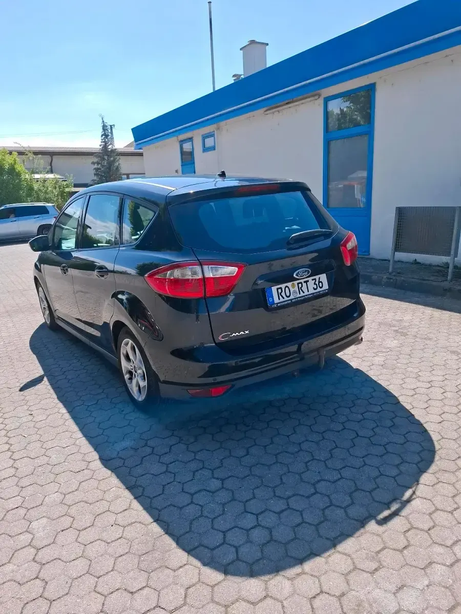 Second-hand Ford C-MAX 140 CP (102 kW) 2010 Negru Monovolum