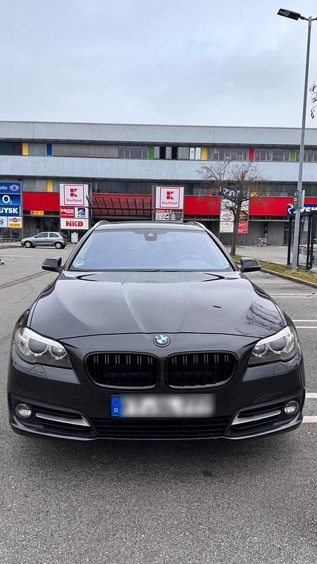 Grau Gebraucht 2015 BMW 535 Kombi | 10.500 € (Superpreis) - Bild 1/4