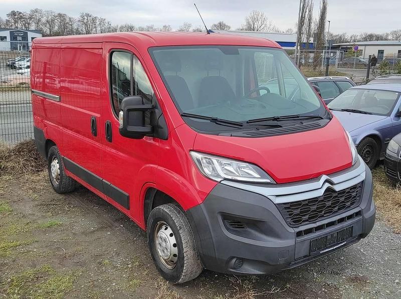 Gebraucht Citroën Jumper Profi 131 PS (96 kW) 2019 Farbe rot tiziano/deckende Van / Kleinbus