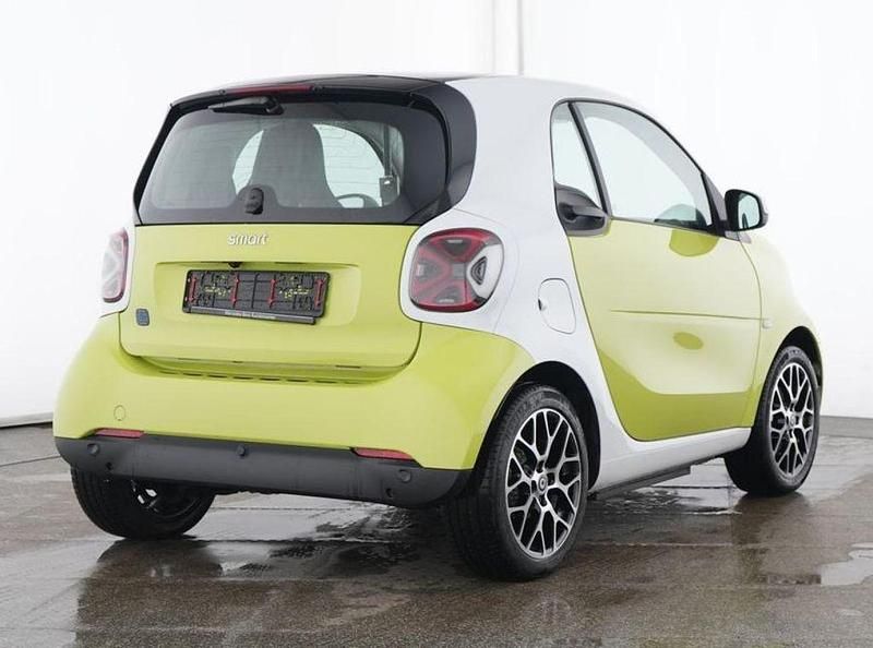 Gebraucht Smart ForTwo Electric Drive Prime Exclusive 60 kW (82 PS) 2023 Grün Coupé