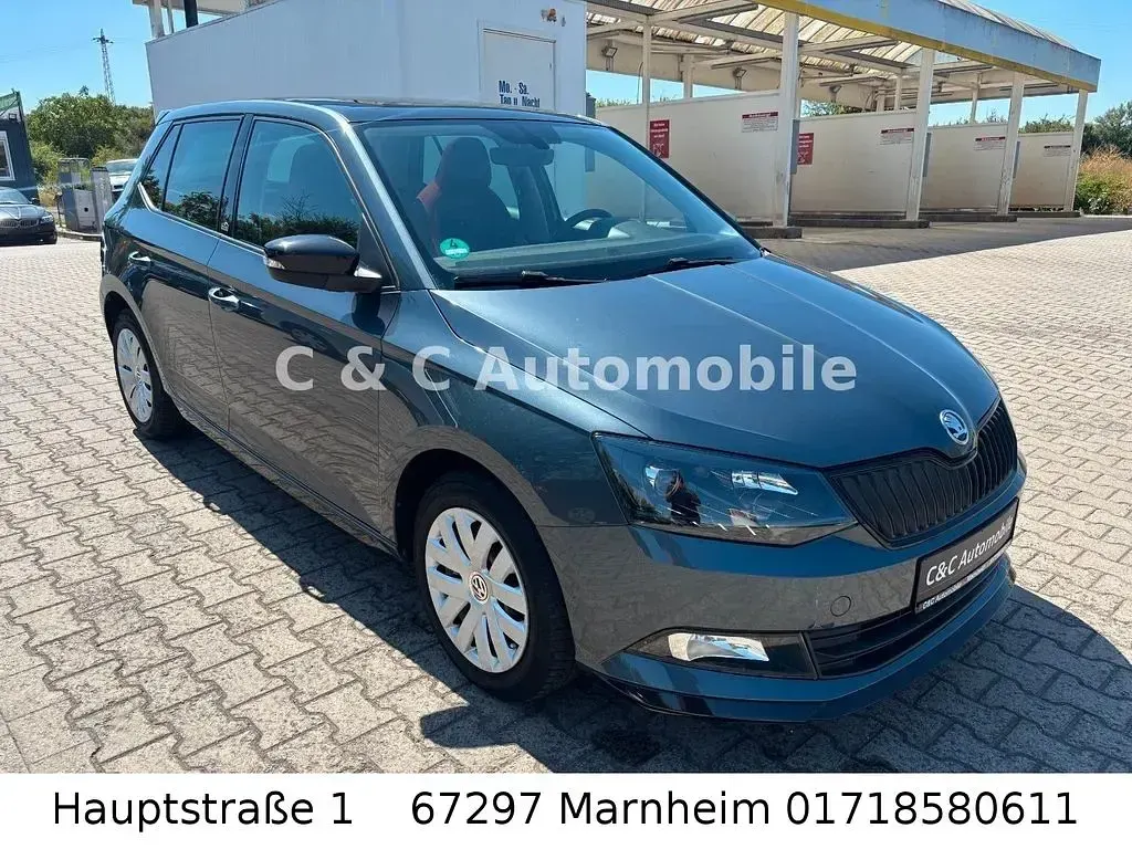 Gebraucht Skoda Fabia Monte Carlo 90 PS (66 kW) 2017 Grau Limousine