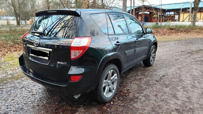Gebraucht Toyota RAV4 Executive 177 PS (130 kW) 2011 Schwarz SUV